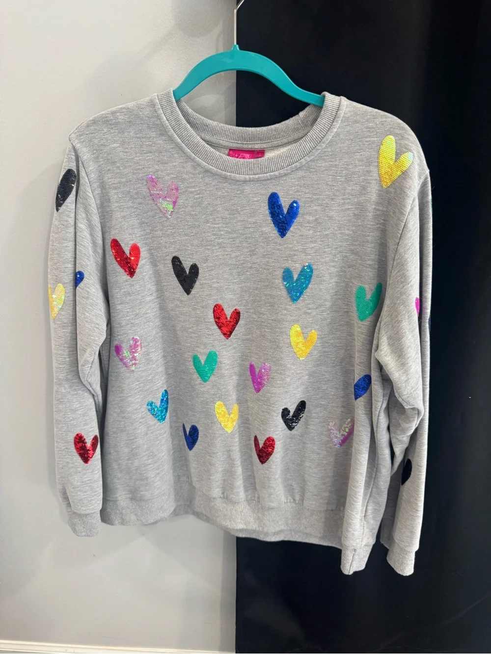 Queen of Sparkles Grey Heart Sweatpants and Sweatshirt Set - Picture 2 of 9
